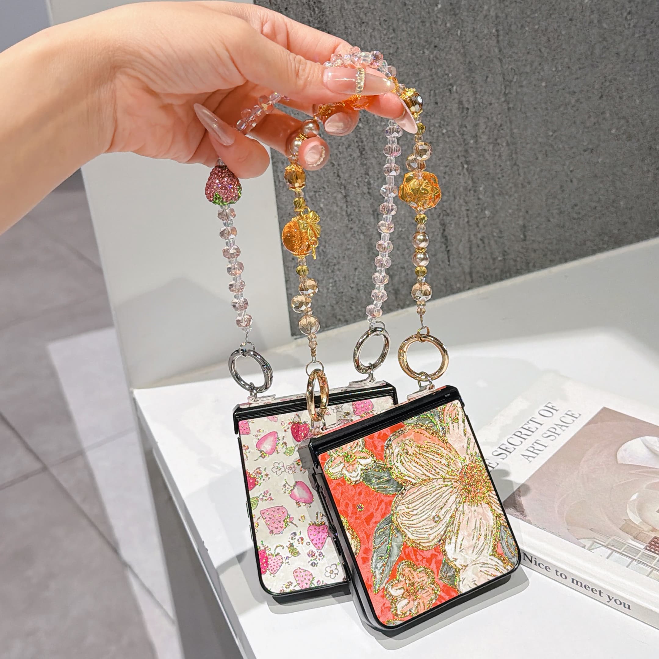 Custodia Protettiva in Pelle P - Phone Accessories Crochet recensione e prezzo